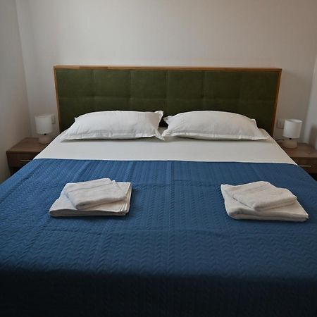 Apartmani Baska Voda Royal Esterno foto