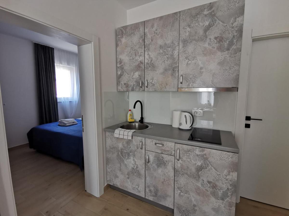 Apartmani Baska Voda Royal Esterno foto