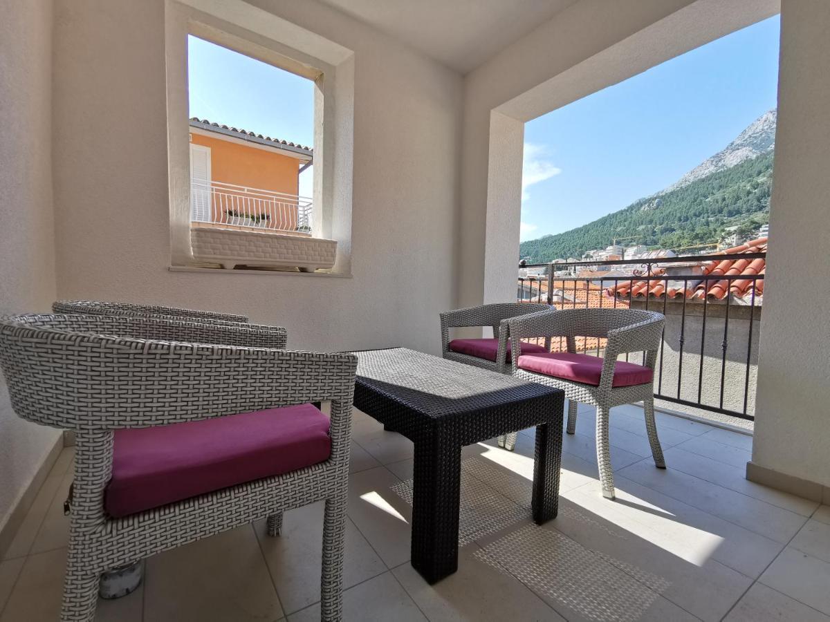 Apartmani Baska Voda Royal Esterno foto