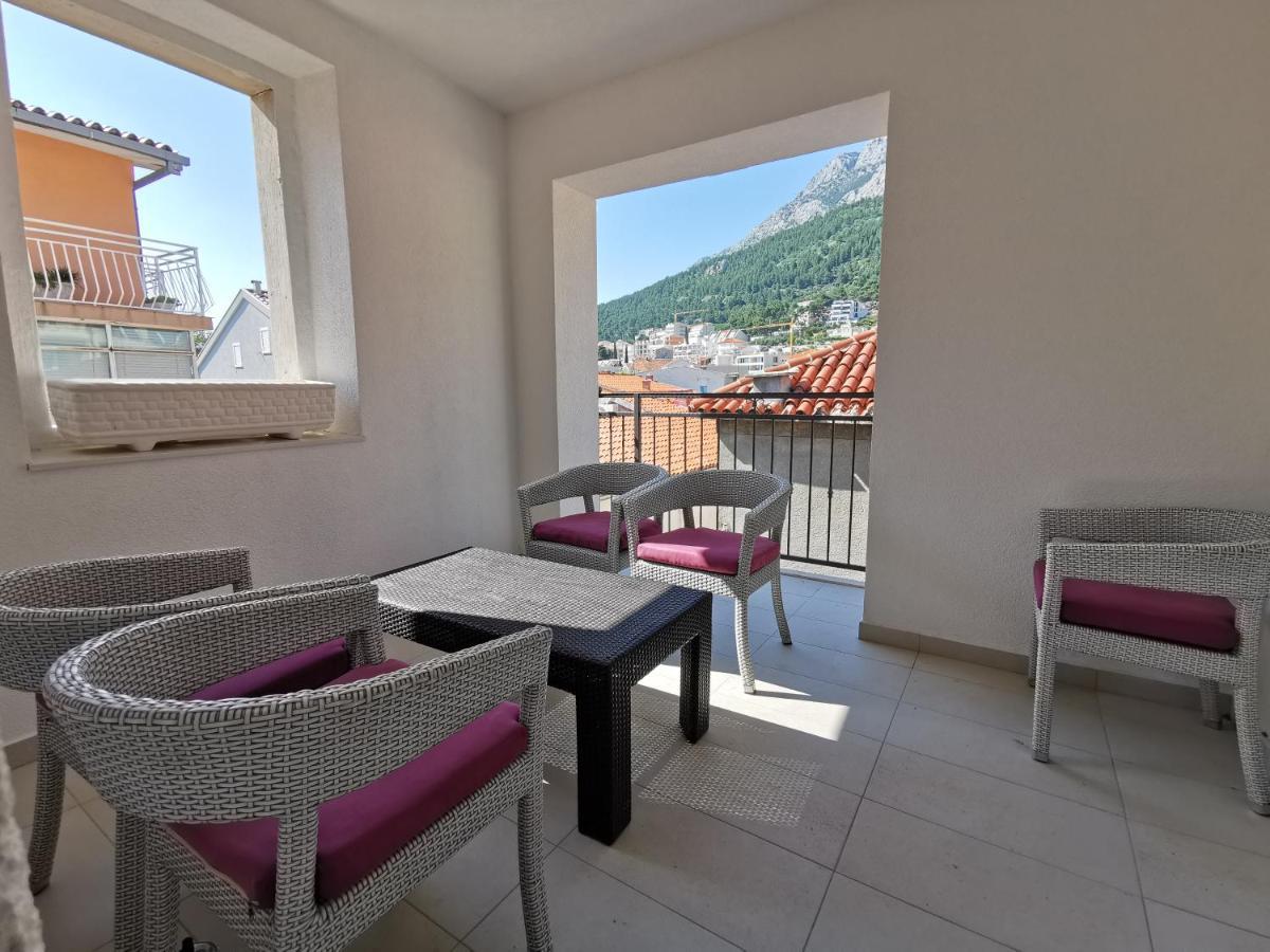 Apartmani Baska Voda Royal Esterno foto