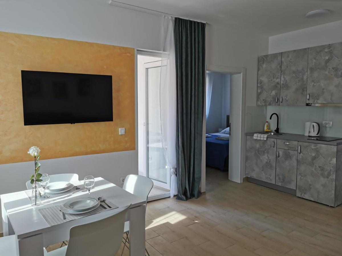 Apartmani Baska Voda Royal Esterno foto