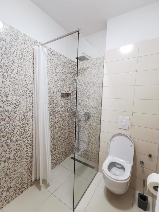 Apartmani Baska Voda Royal Esterno foto